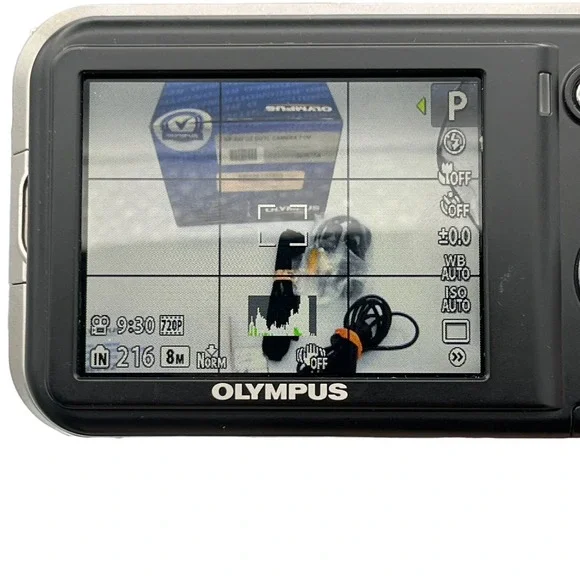 Olympus SP-600UZ 12MP 15X Zoom Digital Camera Original Box & Accessories - Picture 3 of 16